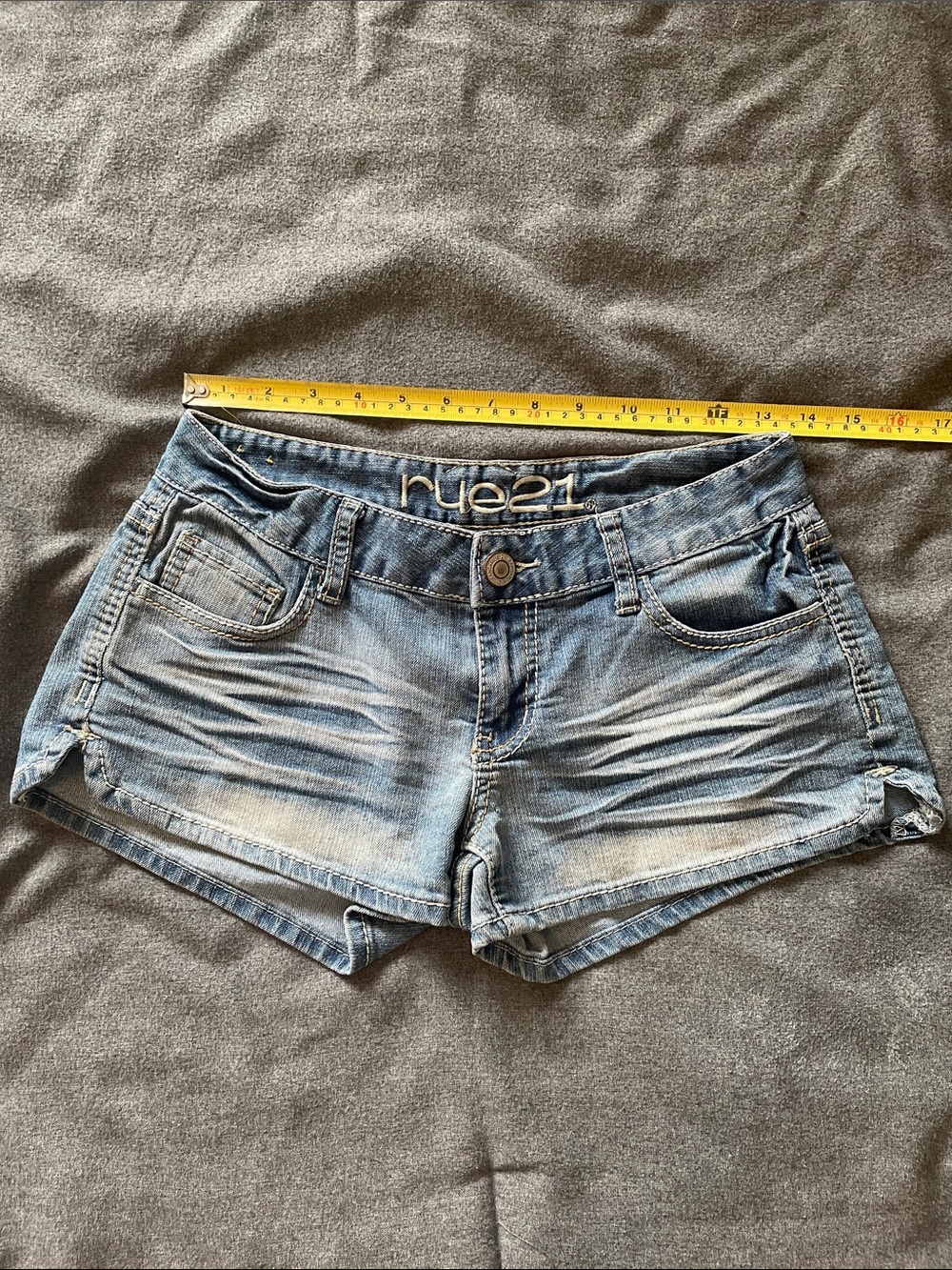 Rue21 Light Wash Denim Jean Shorts